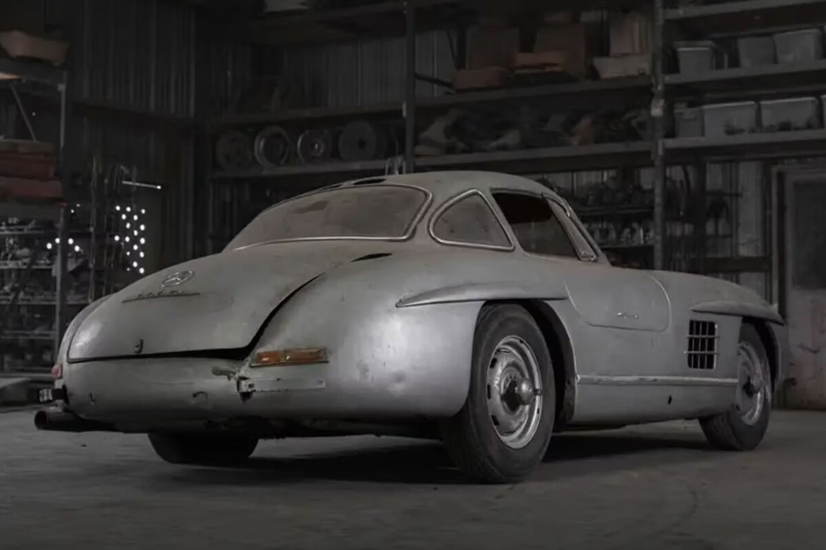 Mercedes-Benz 300 SL Alloy Gullwing